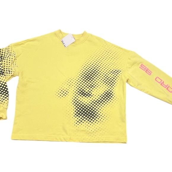 ZaraMen's Crewneck Sweater in Yellow with Black Graphic - Picture 2 of 9